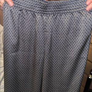 🤍SOLD 🤍 Wide leg pant, elastic waist